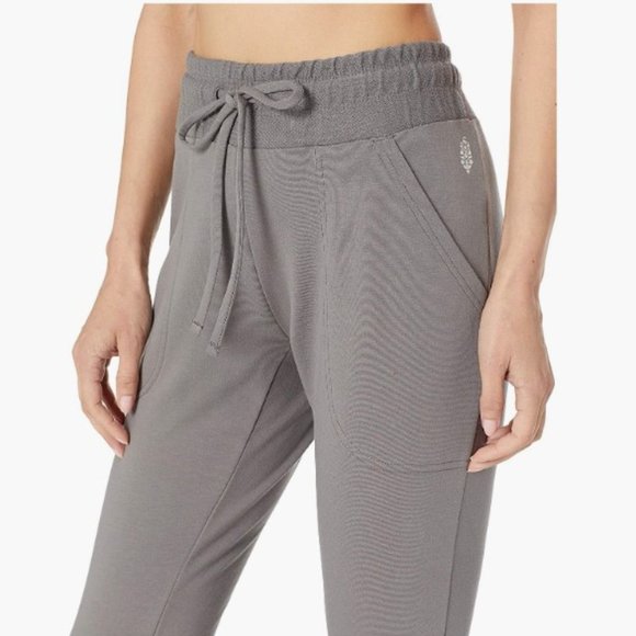 Free People Sunny Skinny Sweatpants in Charcoal Grey NWT - Picture 12 of 15